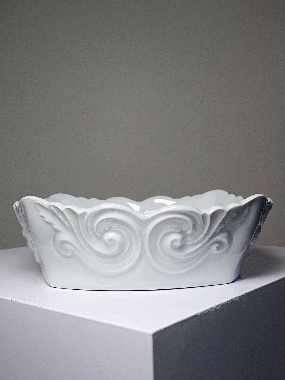 Square coupe/bowl in celadon porcelain, vintage Limoges from the 50s to 70s.