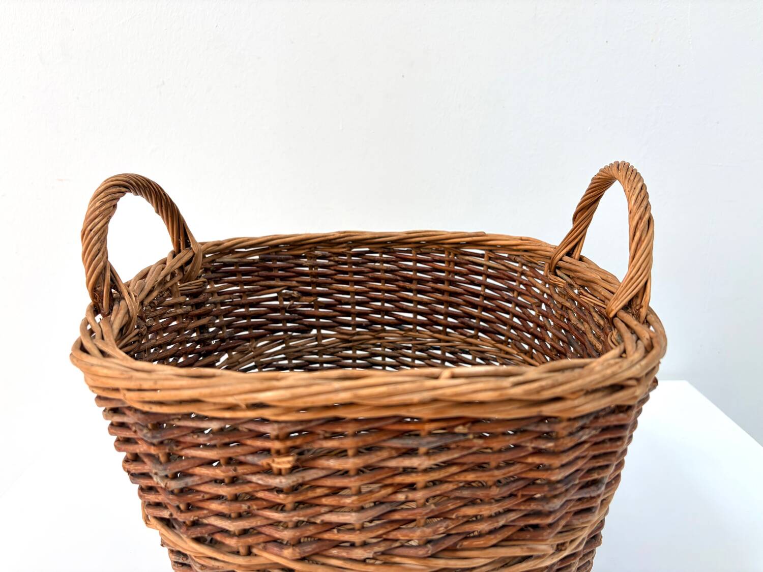 Basket, wicker pot, woven rattan
