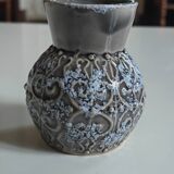 Vase Onnaing