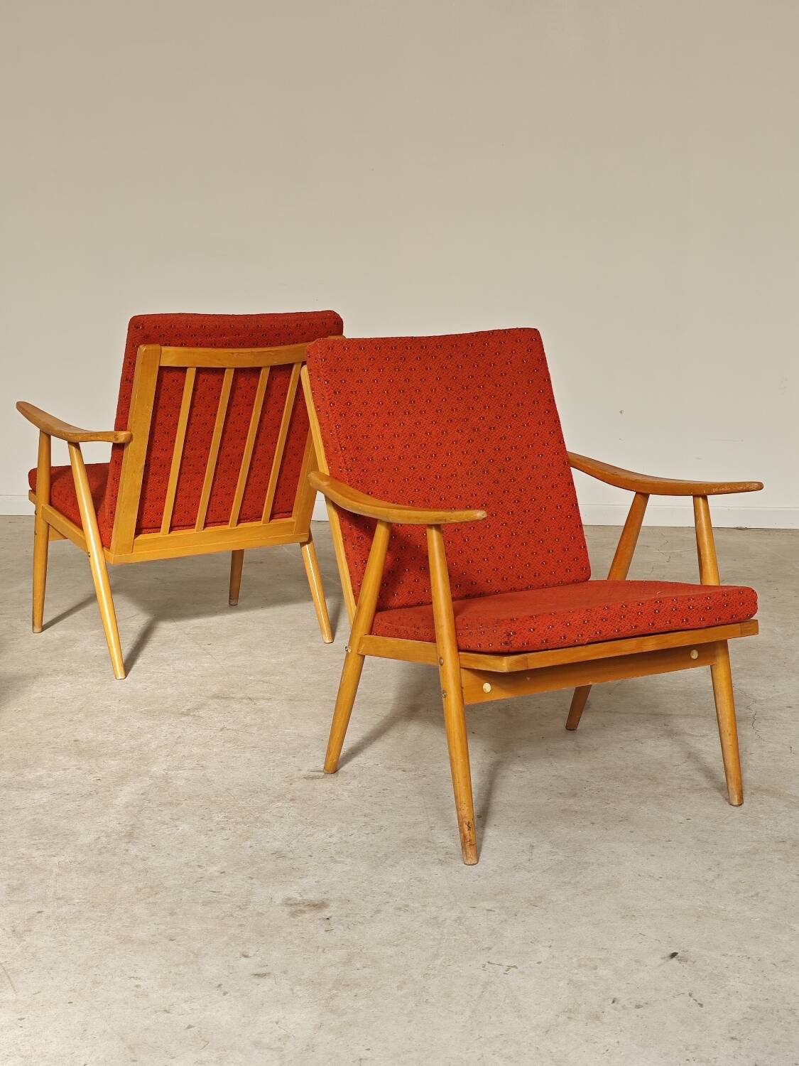 Pair of Boomerang armchairs by Antonin Suman for Ton (Thonet) 60