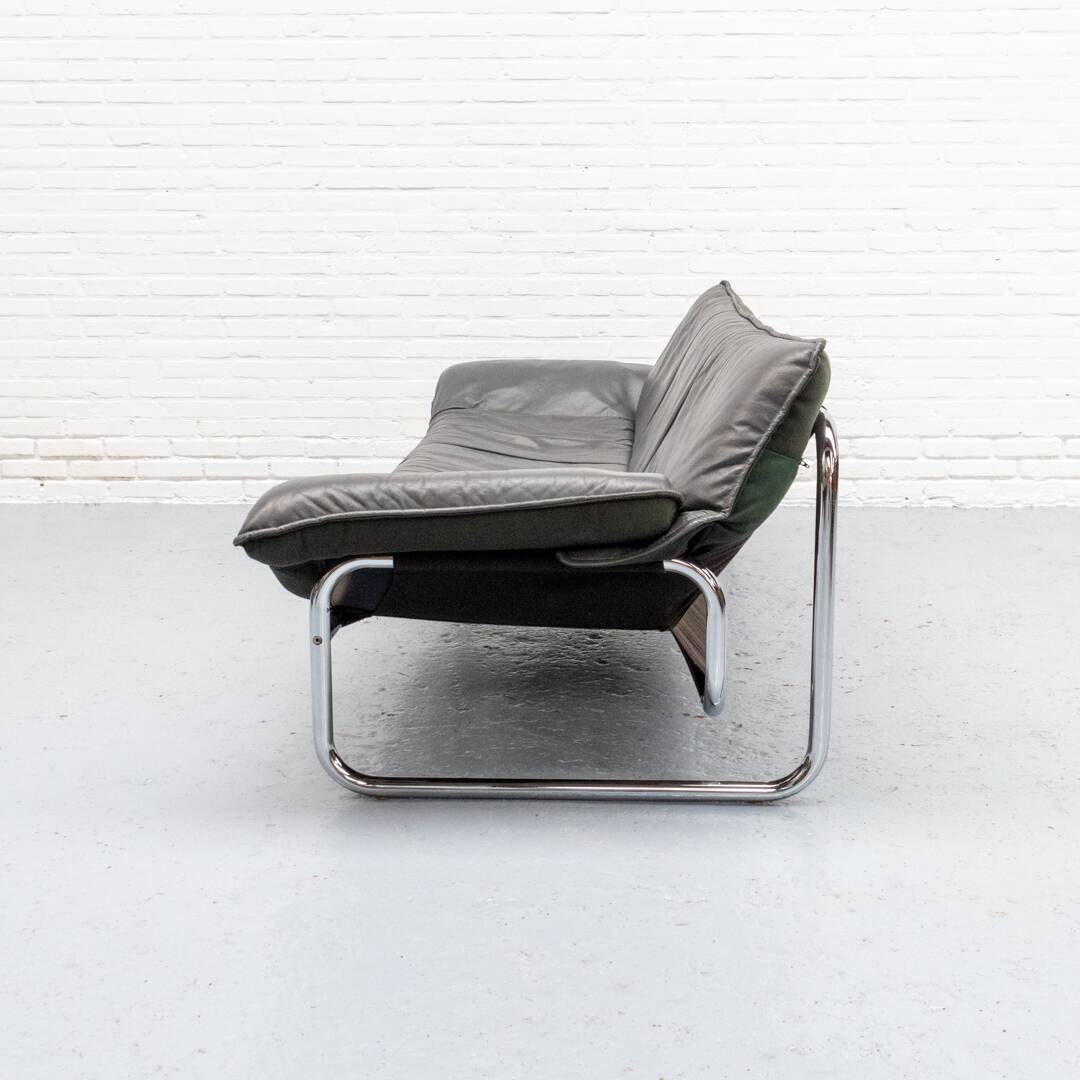 Canapé trois places années 1970 Johan Bertil