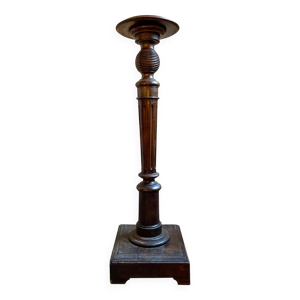 Sellette en bois foncé