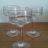 Batch glasses of 7 glasses aperitif  two different models. old