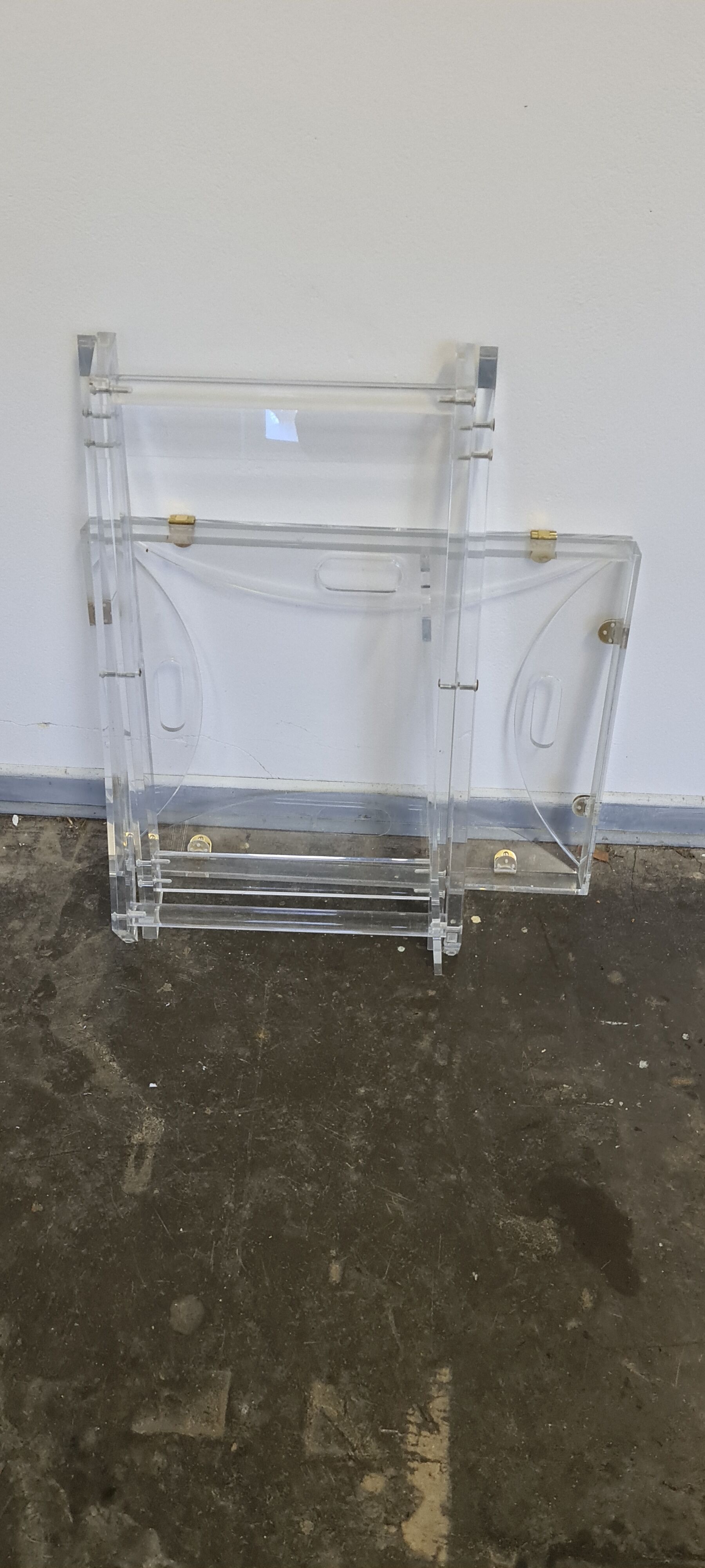 Table d’appoint en plexiglas vintage