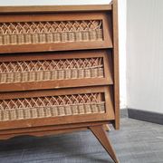 Commode en bois et rotin vintage