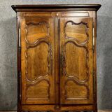 Magnificent Louis XV period wardrobe in blond oak circa 1750