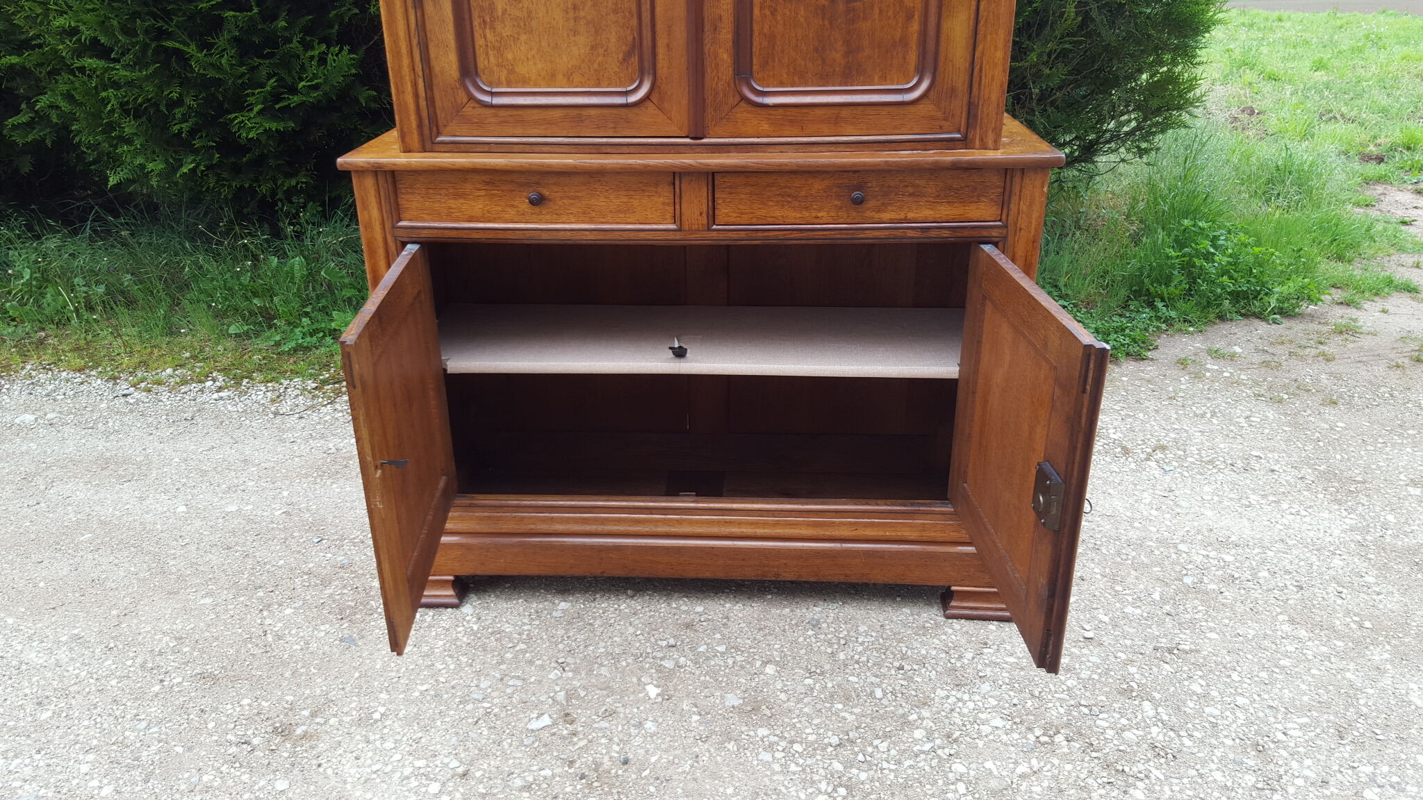 Oak sideboard 2 bodies