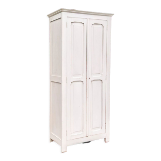 Armoire parisienne