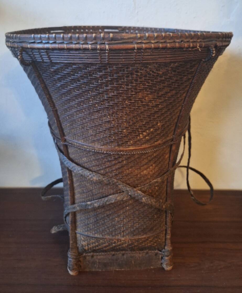 Antique Laos Khmu tribal hand woven carrying basket