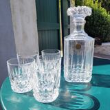 Whisky decanter and 5 crystal glasses