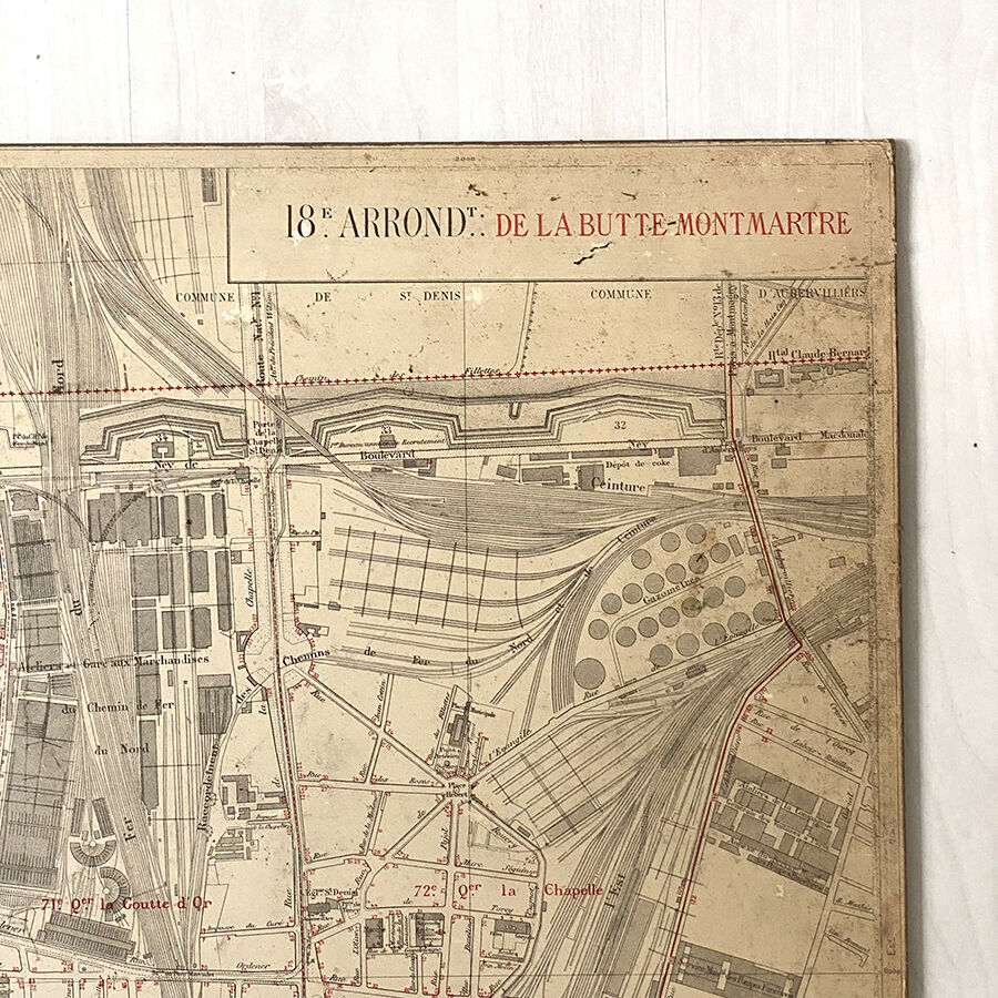 Old cardboard map of Paris - 18th Arrondissement