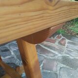 Table chalet feet compass