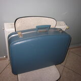 Vintage suitcase air hostesse