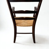 Vintage solid wood chair with a straw seat – Chic country style