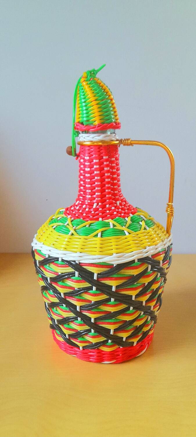 Bouteille scoubidous viresa 60s