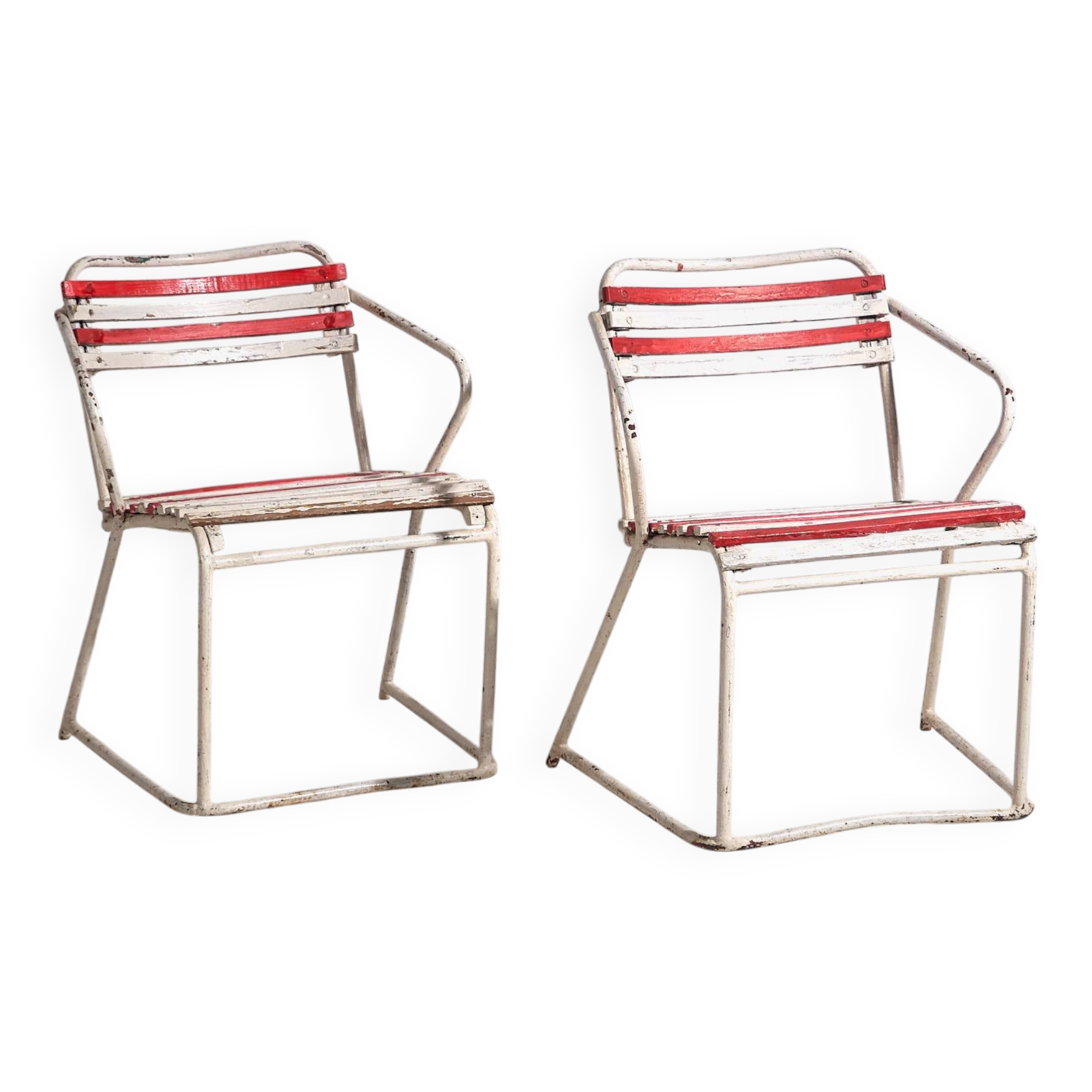 Antique outdoor stacking chairs (circa 1920). Set of 2 pieces.