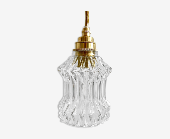 Baladeuse en verre moulé pressé