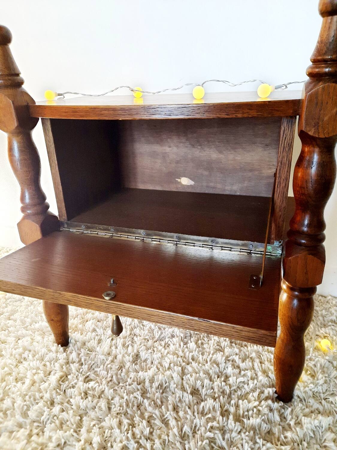 Petit meuble/ Chevet bois ancien