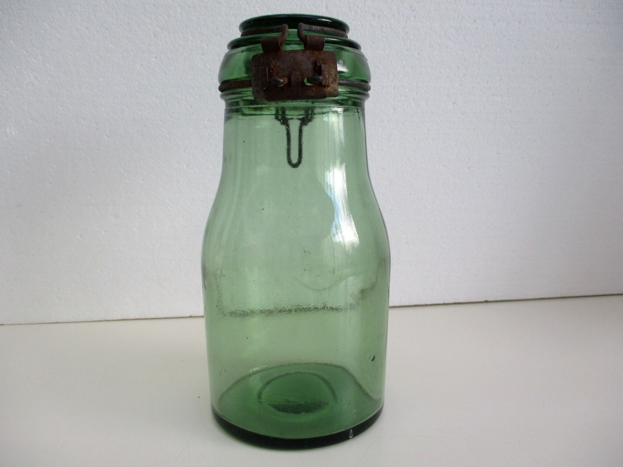 Old green glass jar, "DURFOR"