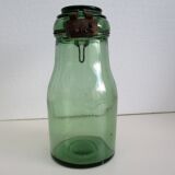 Old green glass jar, "DURFOR"