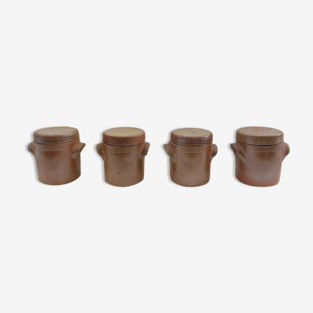 Set of 4 sandstone pots