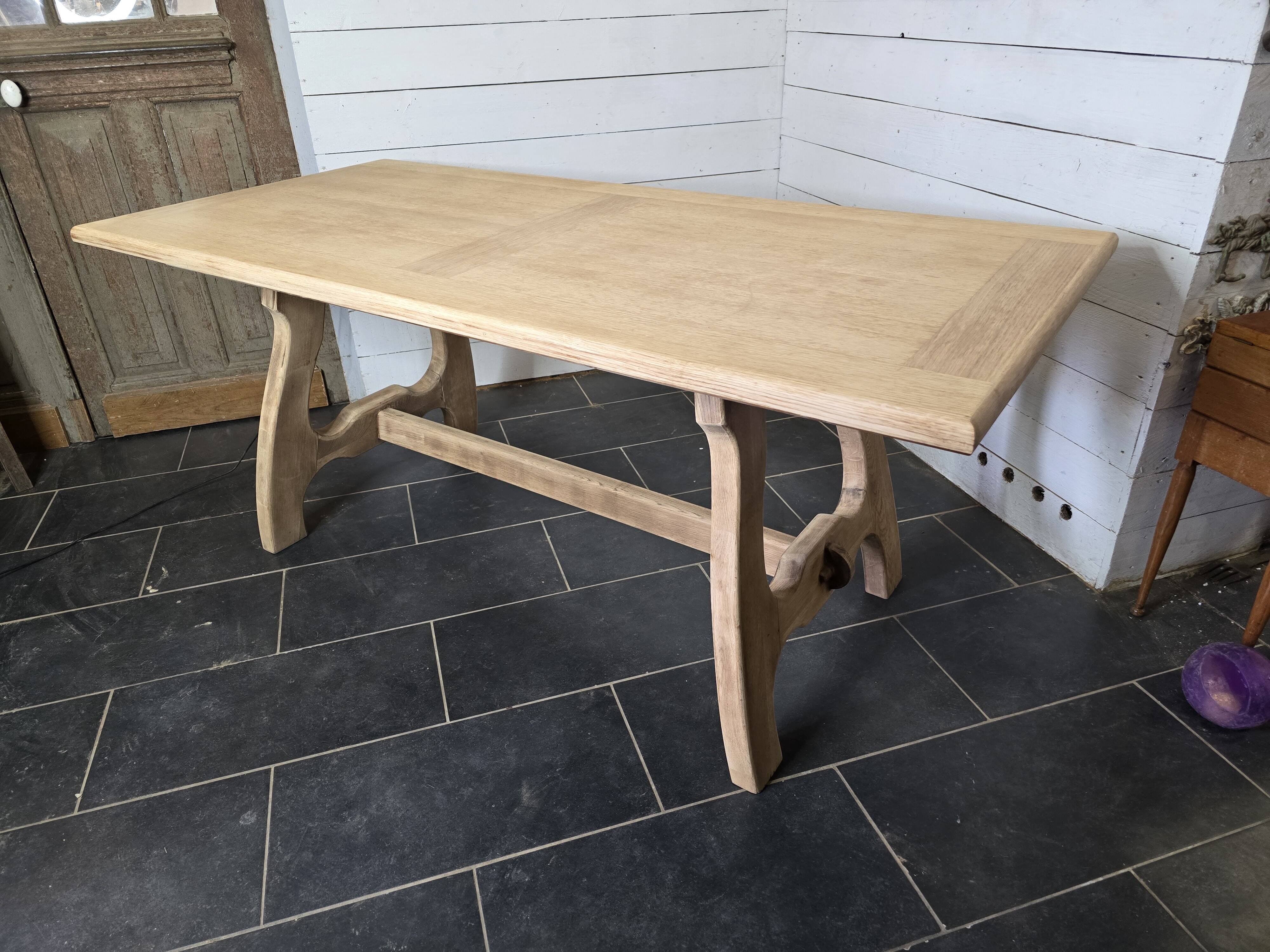 Guillerme and hambron oak table