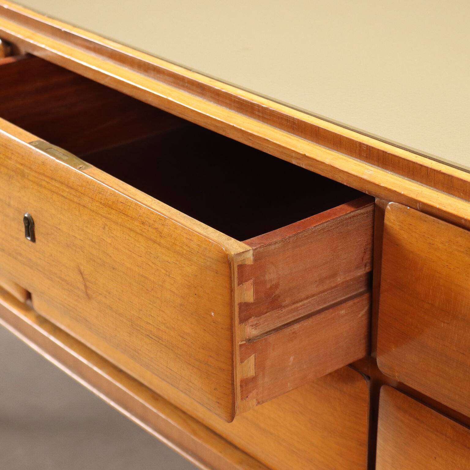 Chest of drawers from the 60s