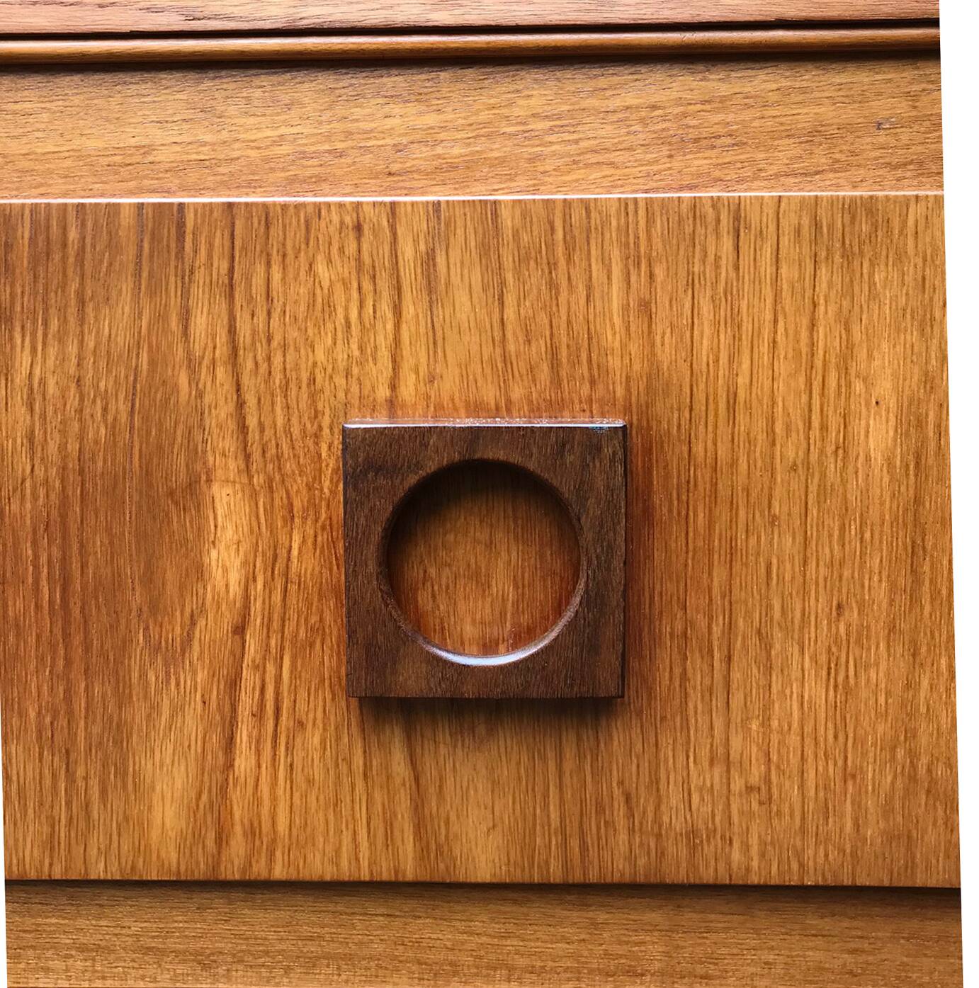 Sliding teak sideboard from the 1970s.