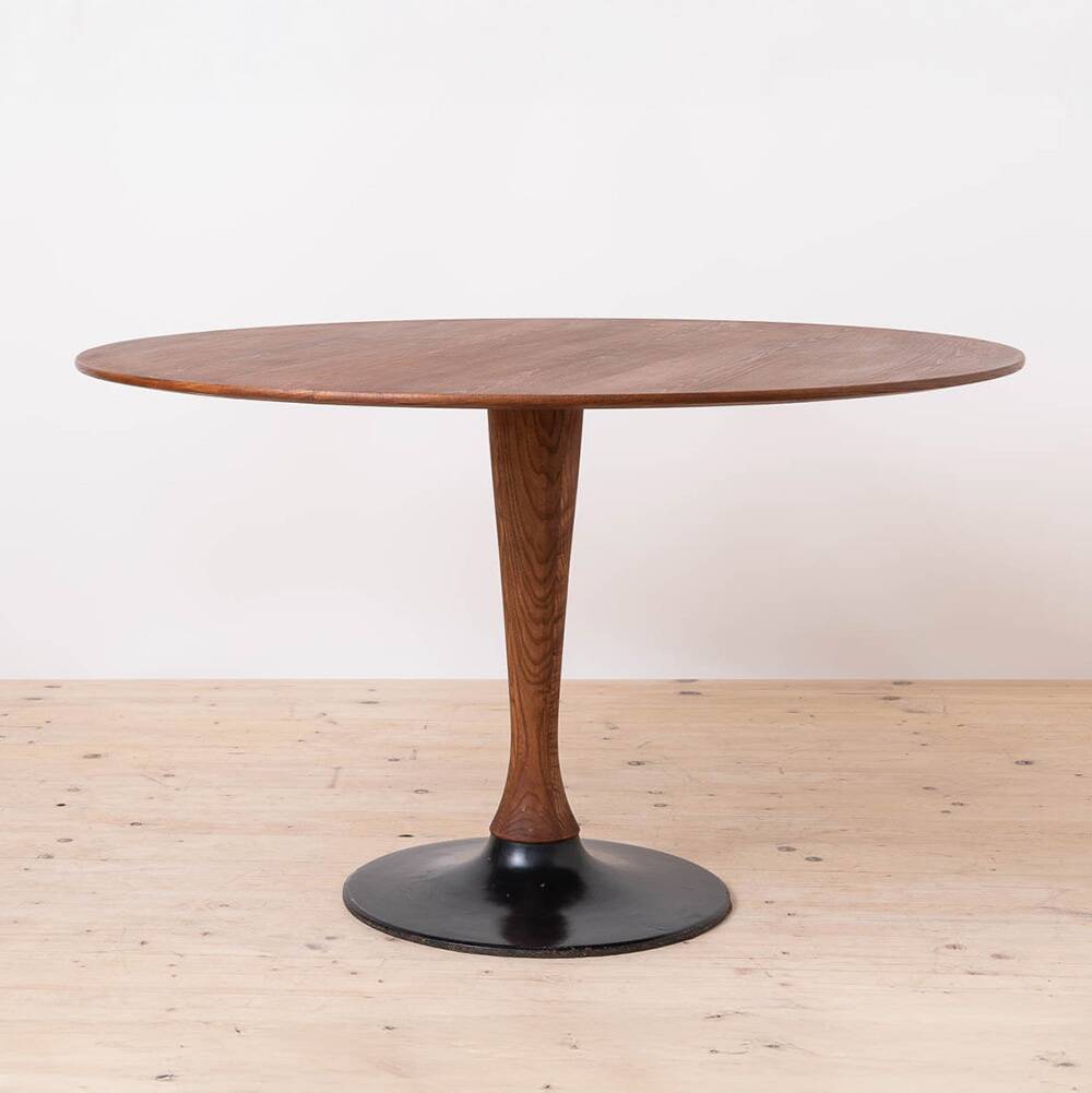 Mid Century Modern Round Dining Table, Czechoslovakia, Eero Saarinen Style