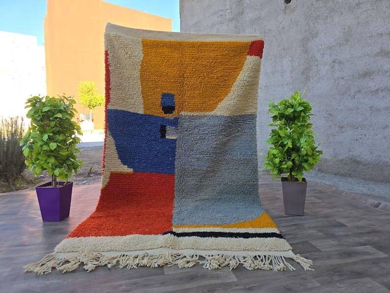 Handmade pure wool Moroccan rug size 140 x 260 cm