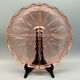 Beau plat rose avec 4 compartiments en verre pressé vintage