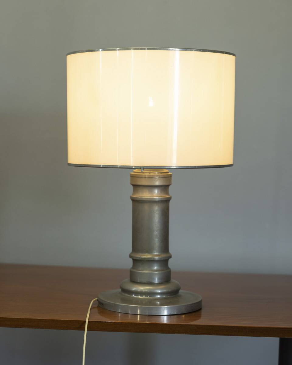Vintage 1970s table lamp in metal and plexiglass by Vit Kellj