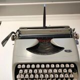 Typewriter Royalite 110