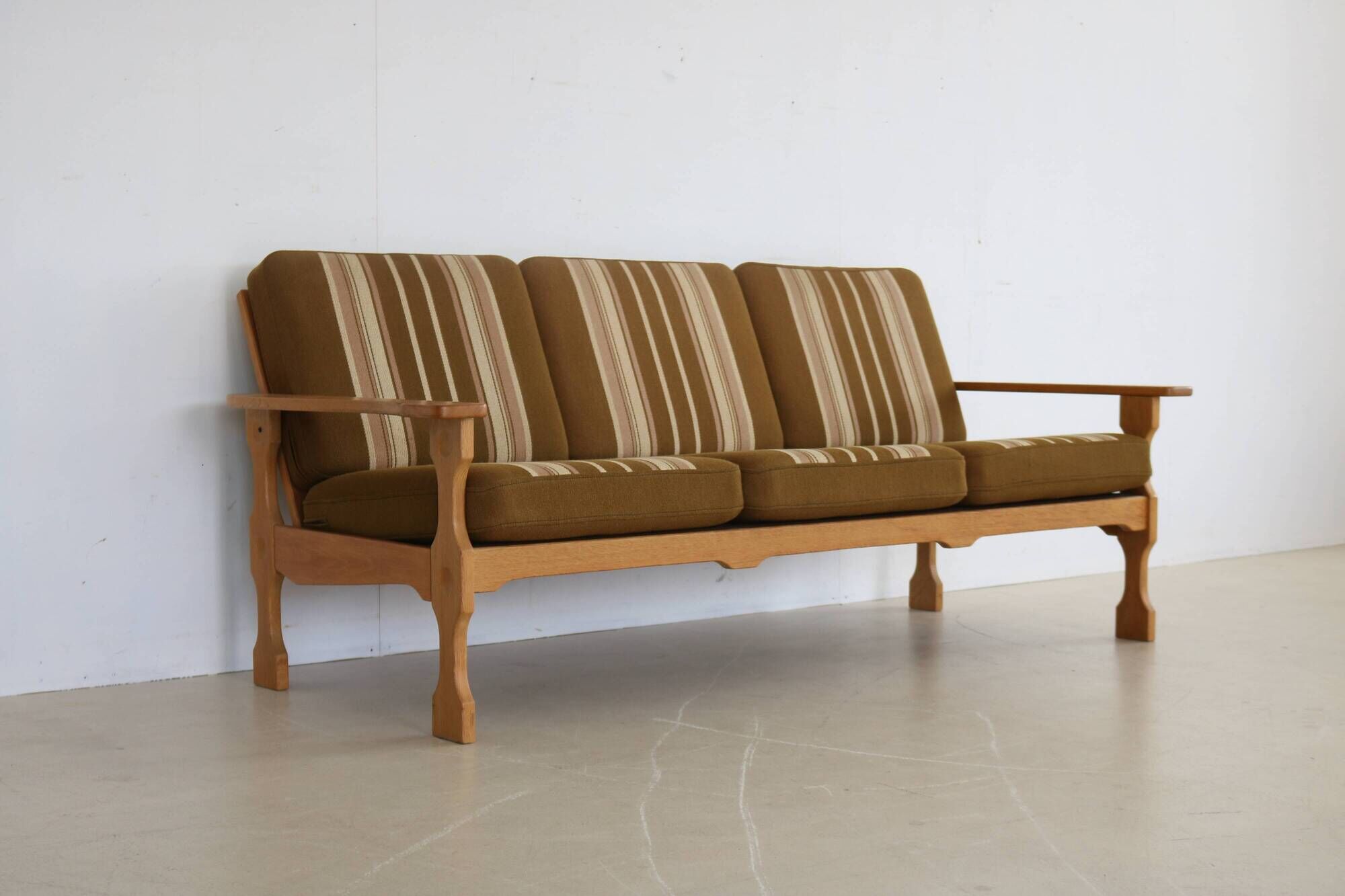 Sofa danois en chêne vintage, années 50
