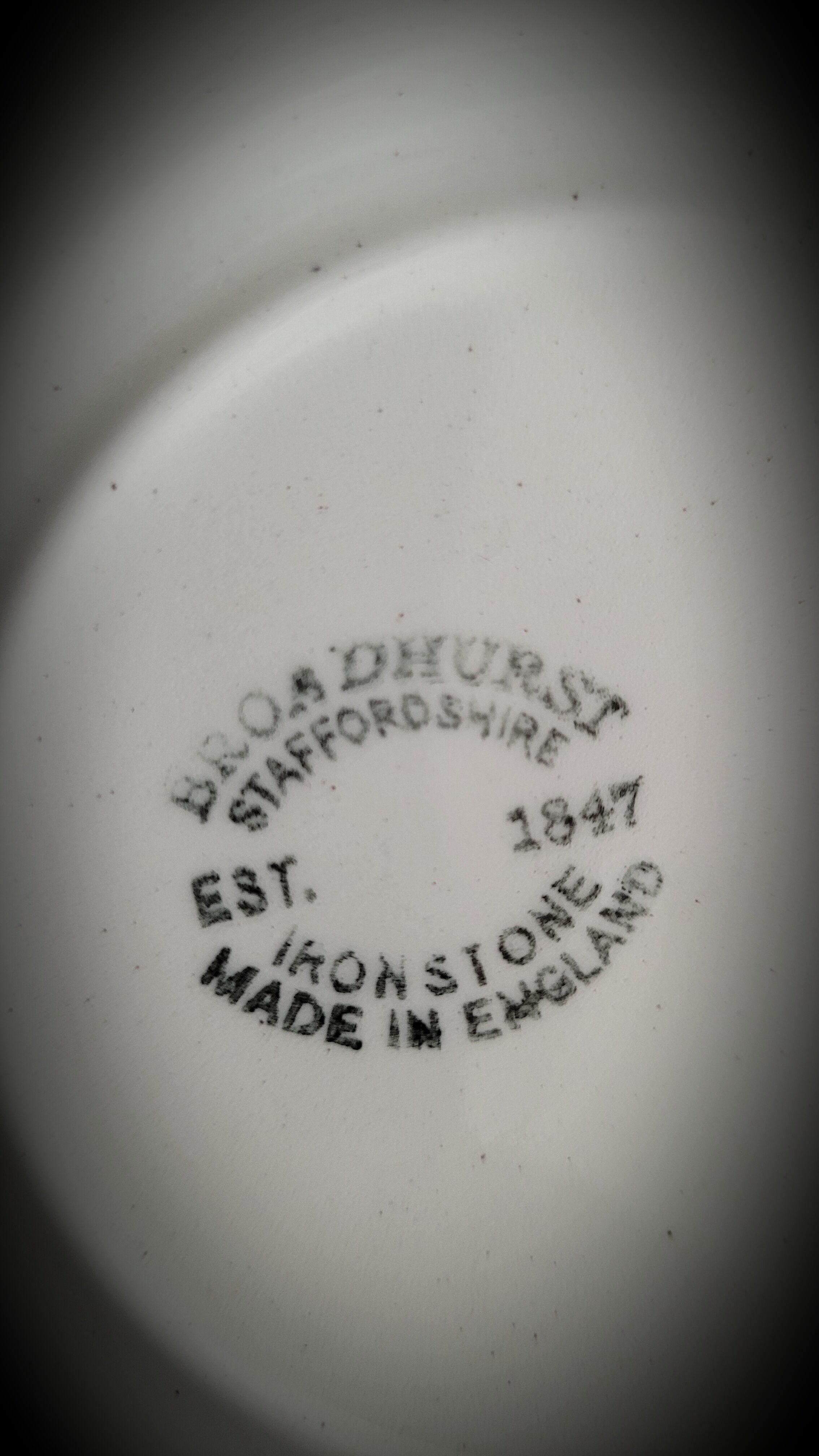 Set 4 plates Ironstone