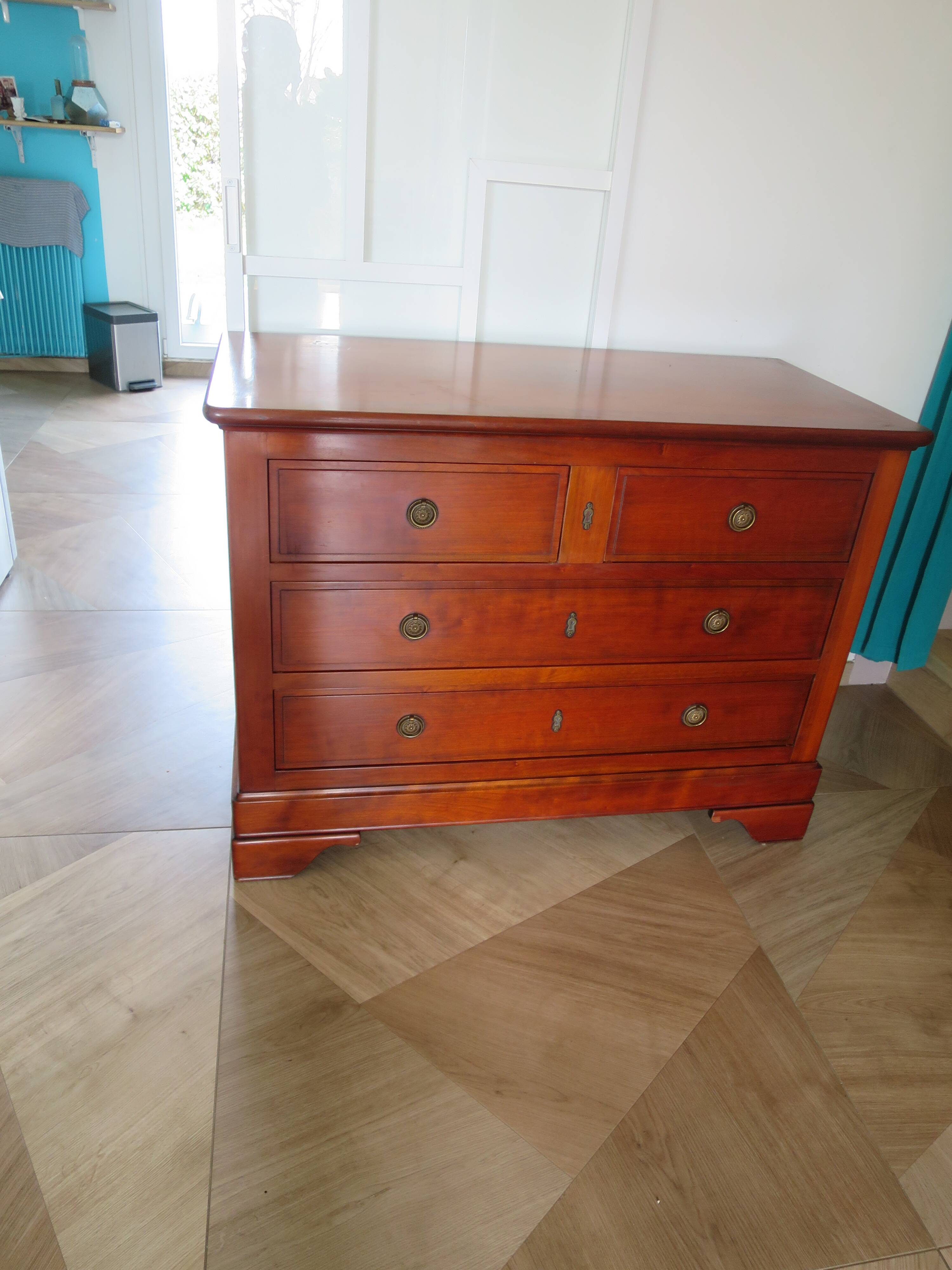 Antique - chest of drawers - 4 drawers - solid wood - cherry