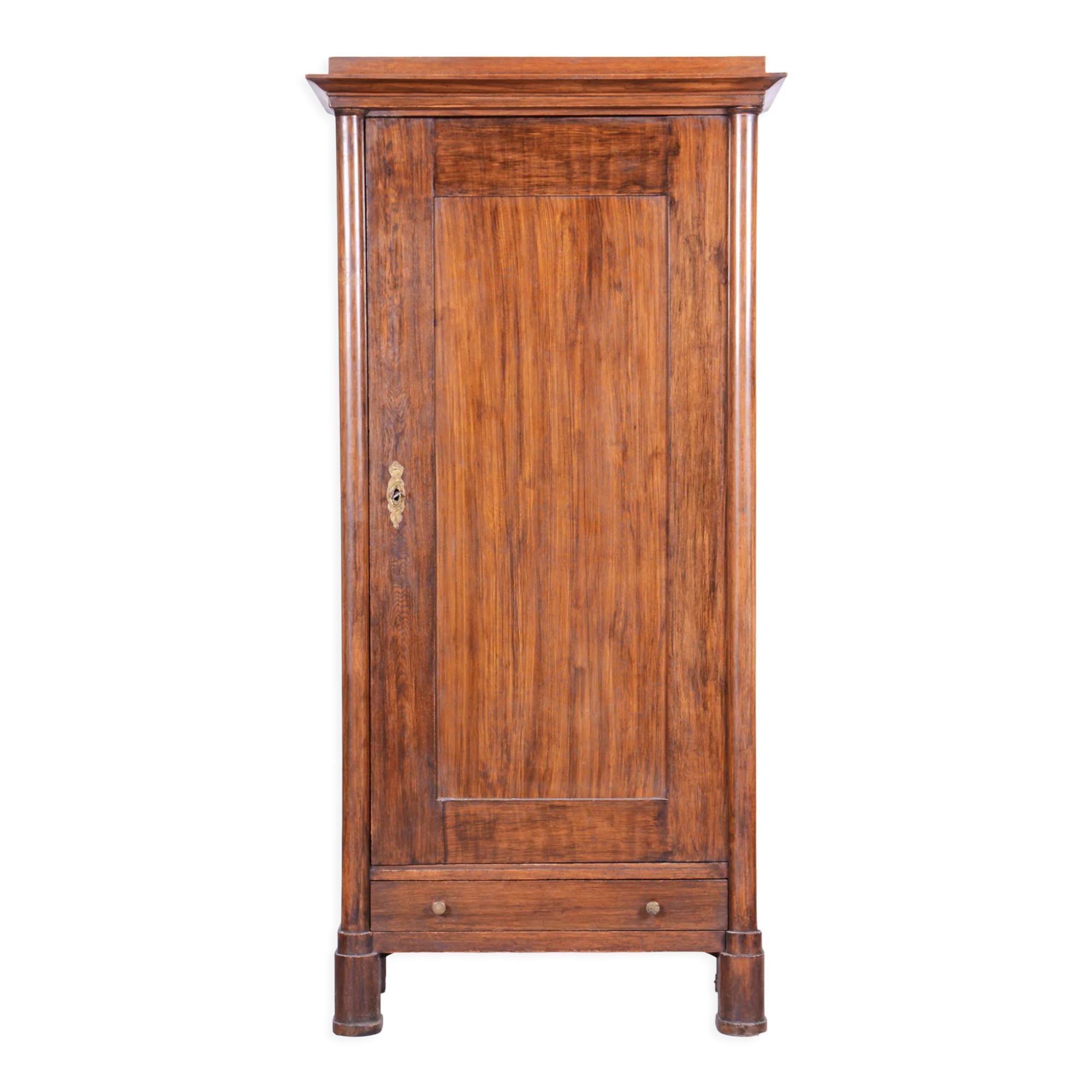 Armoire en chêne massif Biedermeier du XIXème siècle, restaurée, Tchéquie, années 1830