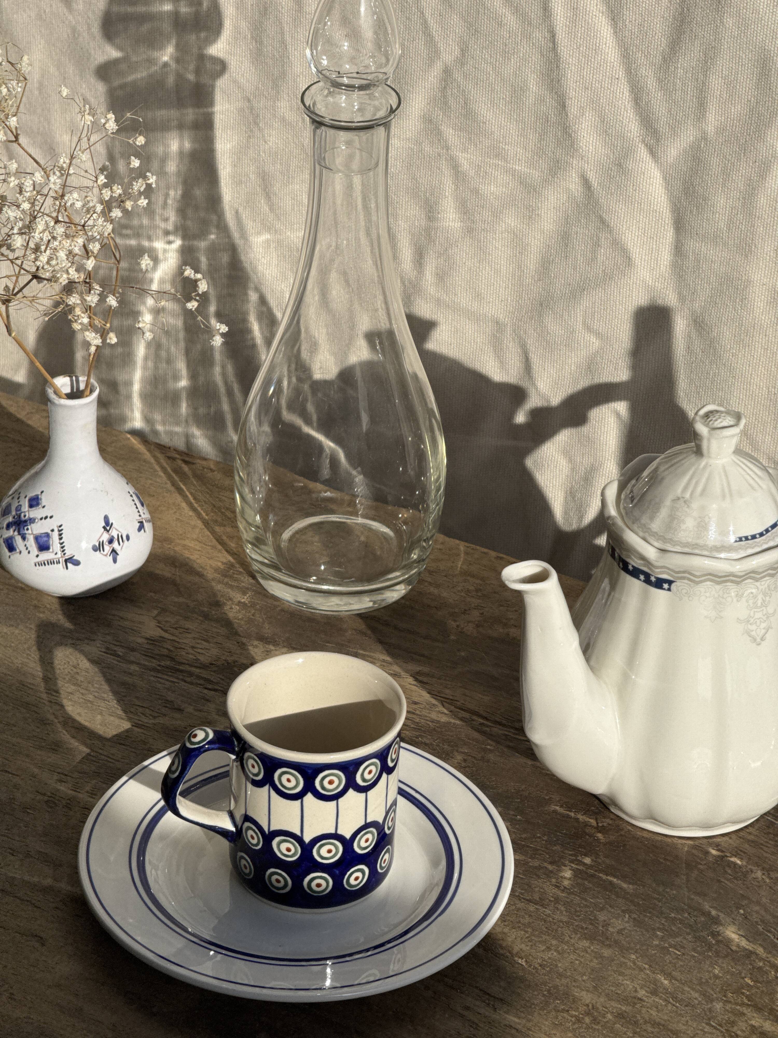 Mug en grès émaillé bleu de Bolesławiec H9,5 D11