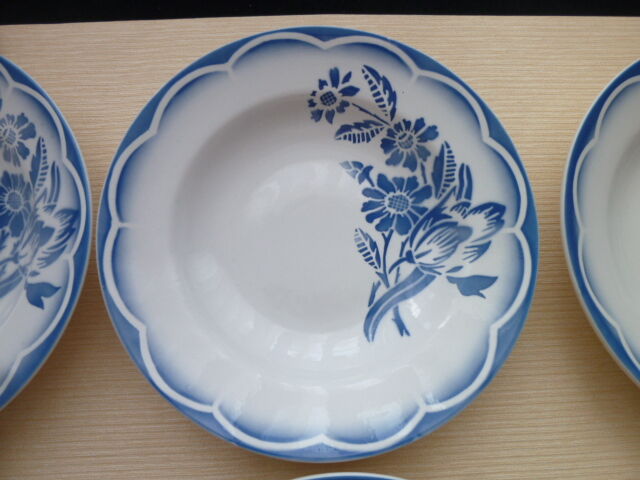 Set of 6 Hollow Plates Digoin Sarreguemines Model André