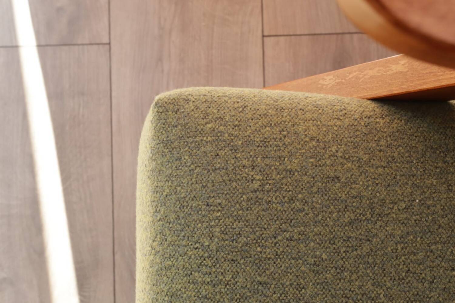 Vintage Design Kiwi Green Boucle Armchair