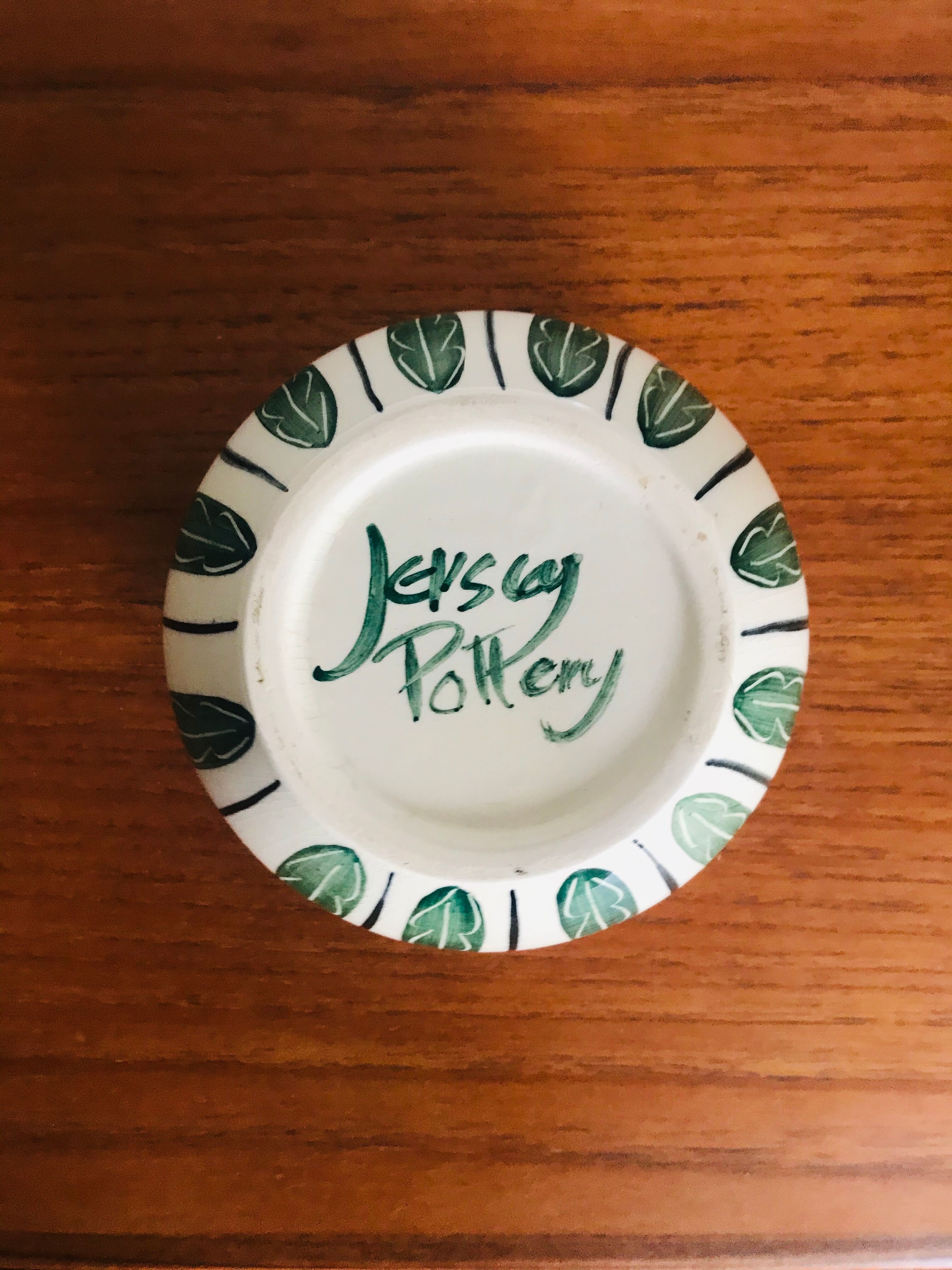 Ceramic flower pique