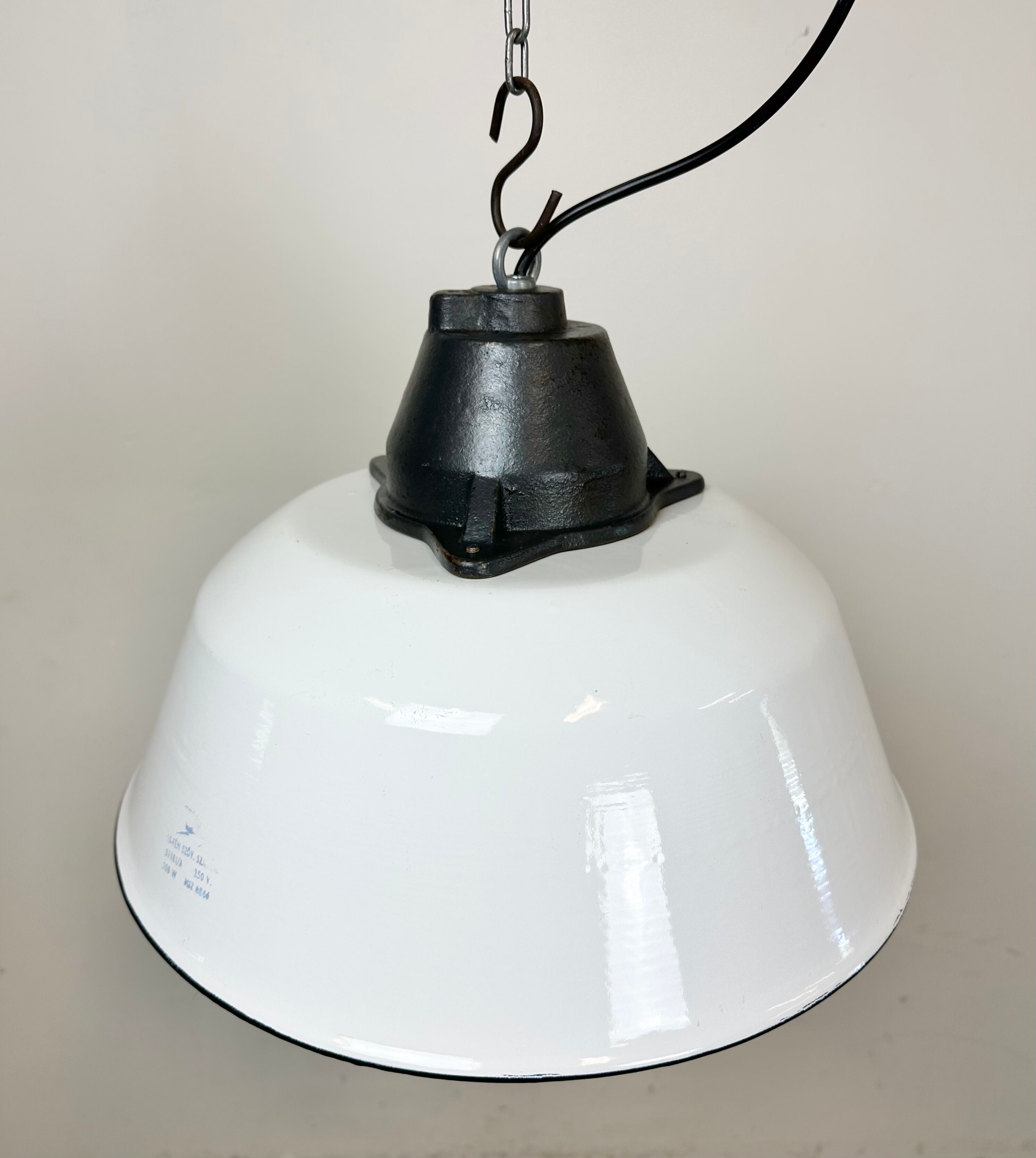 Enamel and cast iron industrial pendant light 1960s