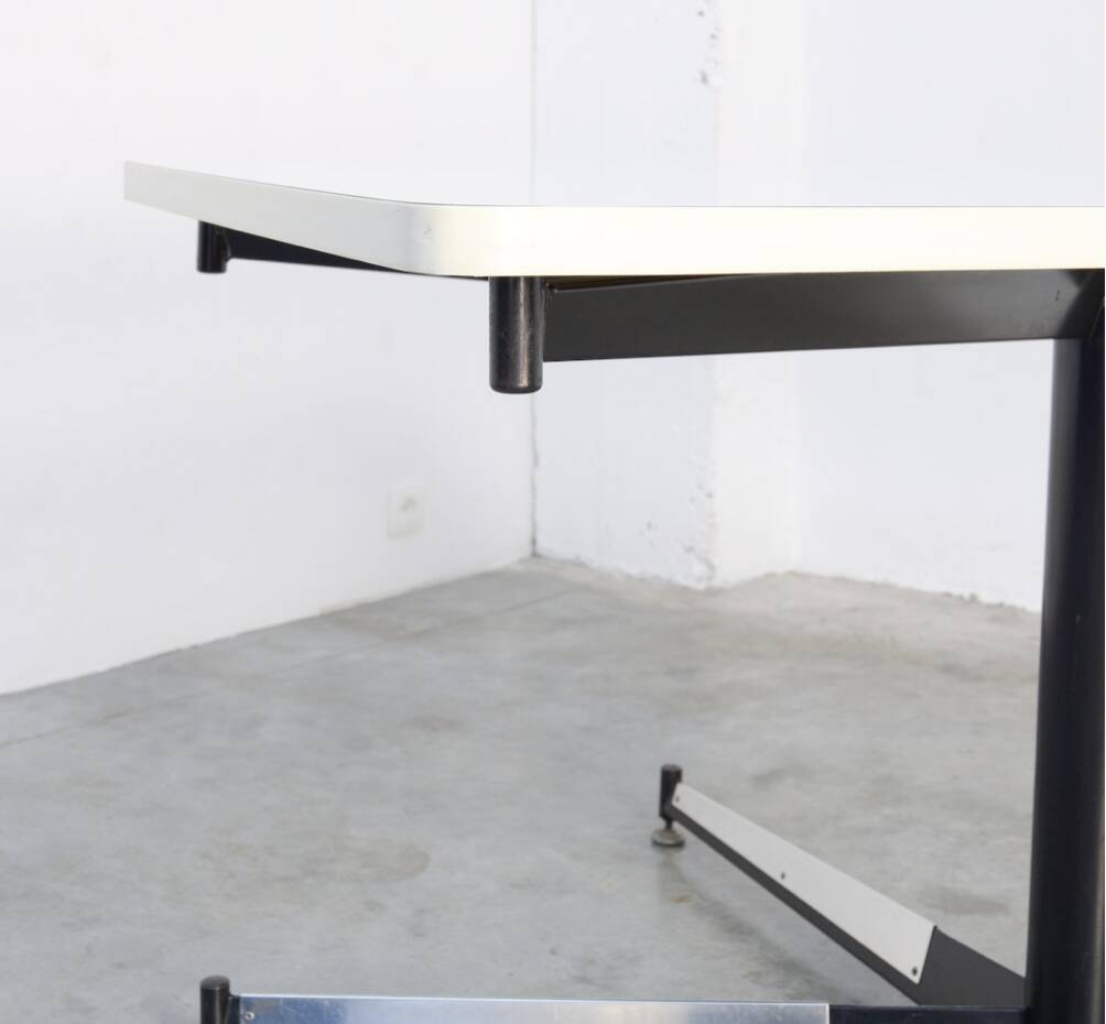 Hic dining table - Willy Van der Meeren - 1967