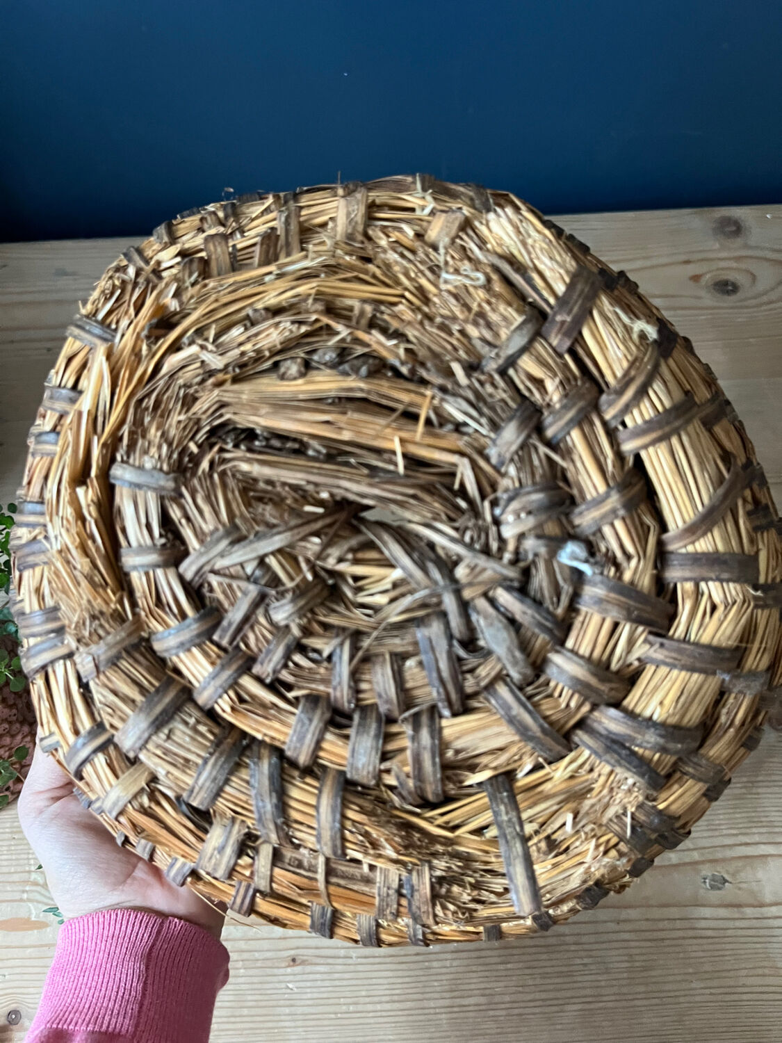 Round bread basket