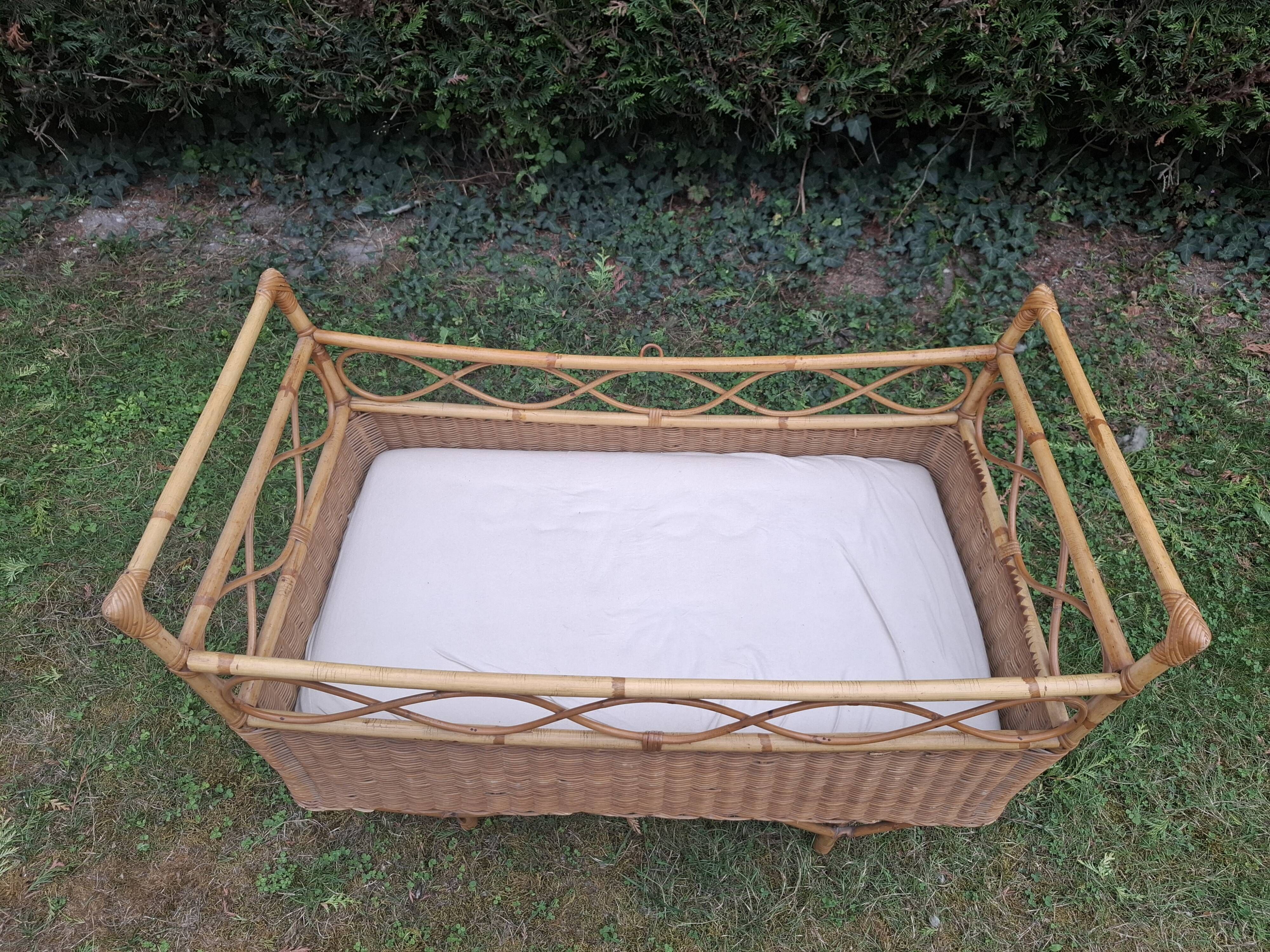 Vintage rattan baby cot