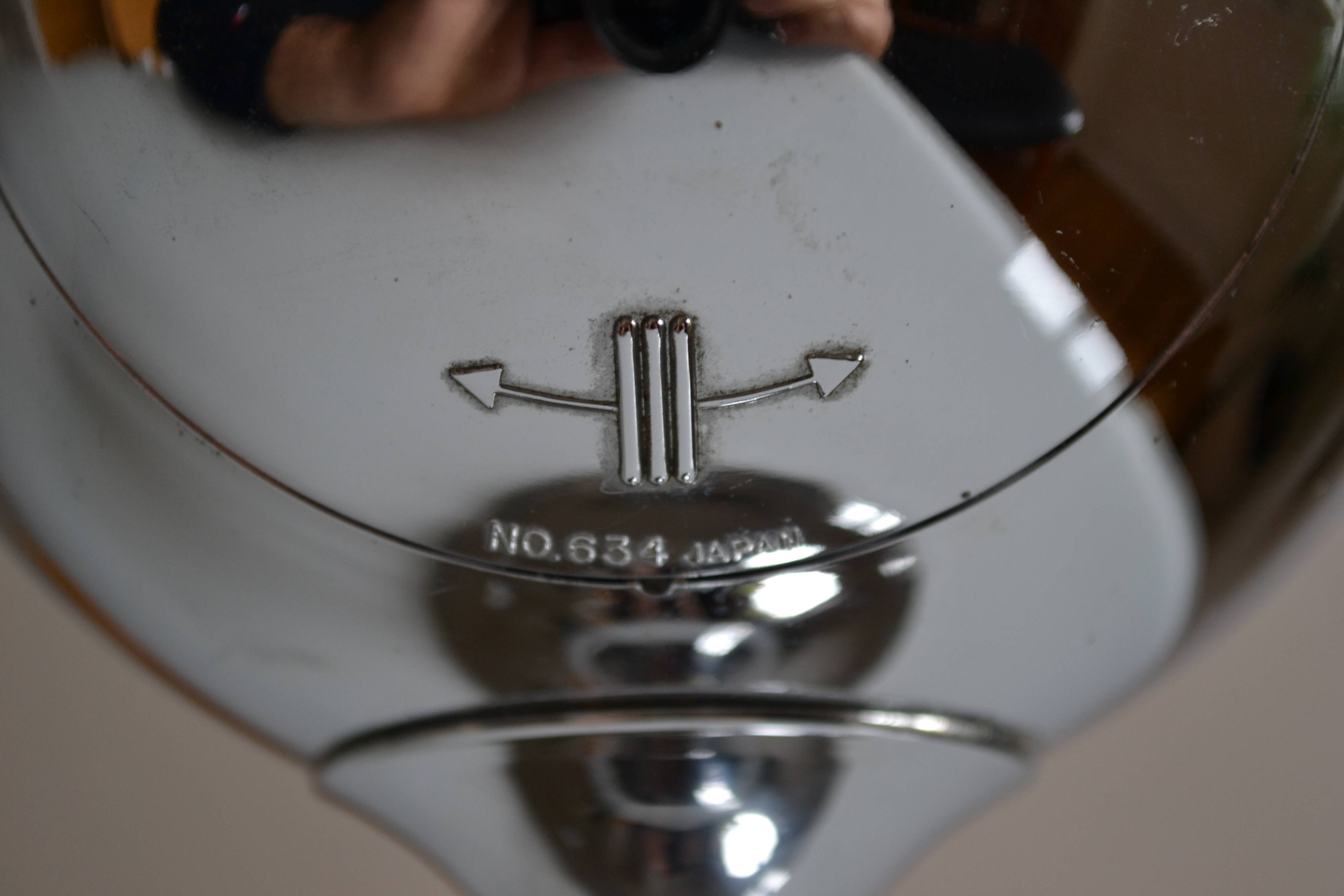 Tokyo Tokei 4 jewels vintage space age japan clock 1970 tulip foot