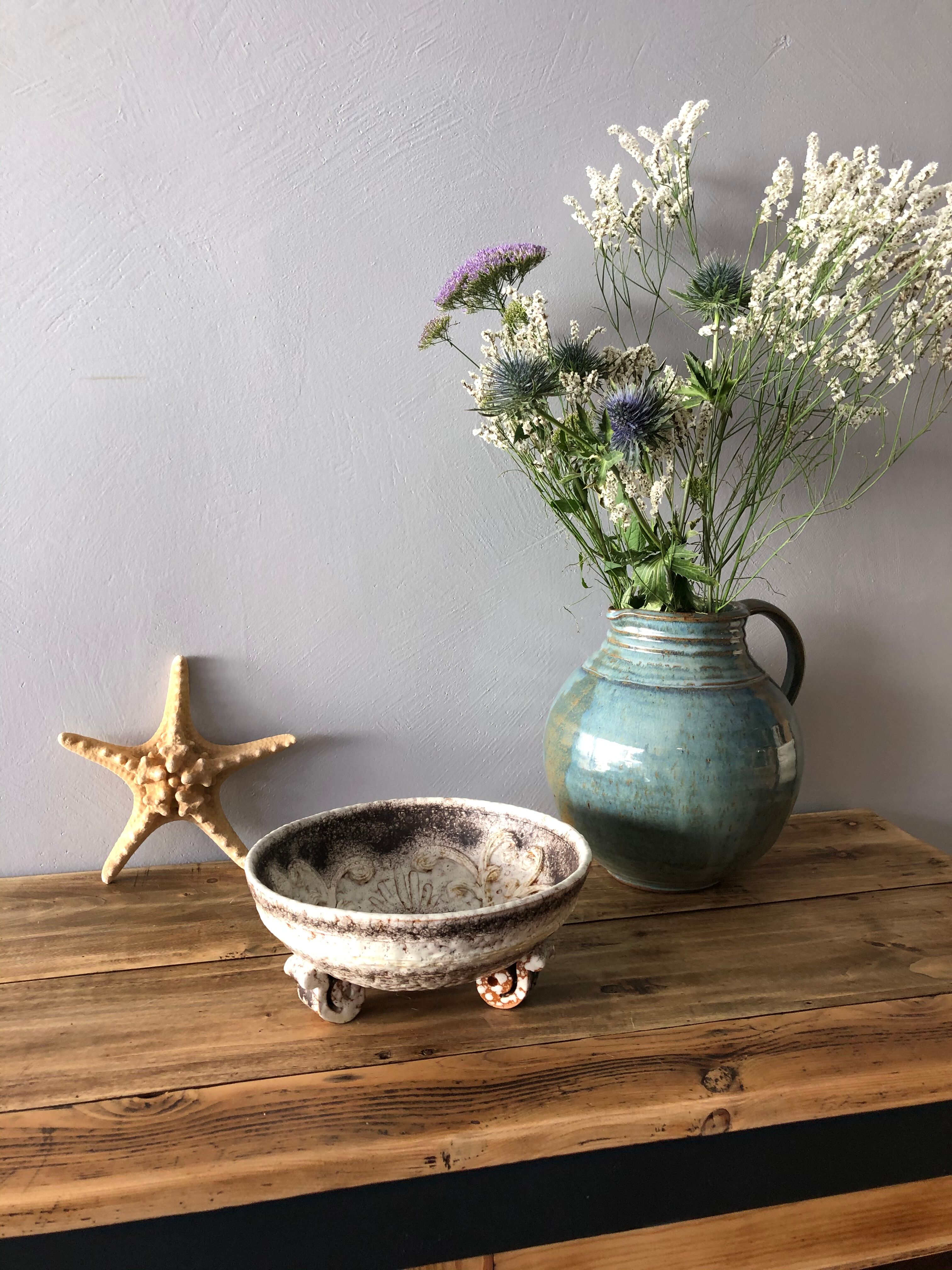 Ceramics Italian tripod