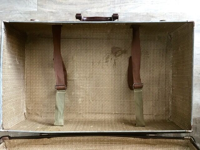 Vintage brown suitcase handle in Bakelite