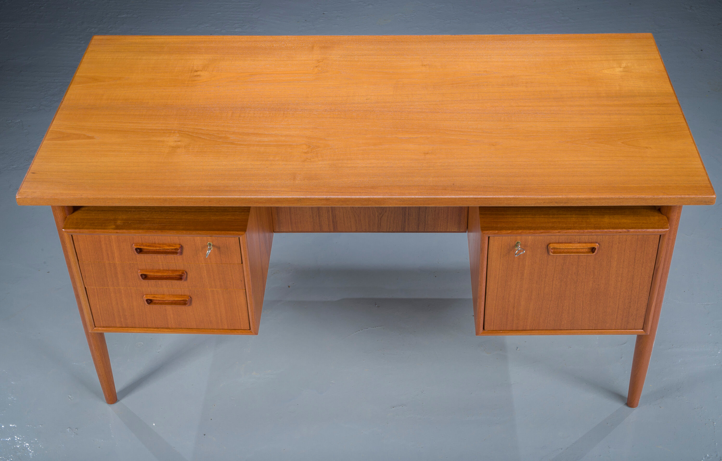 Mid-century Danish teak desk by HP Hansen, 1960s
