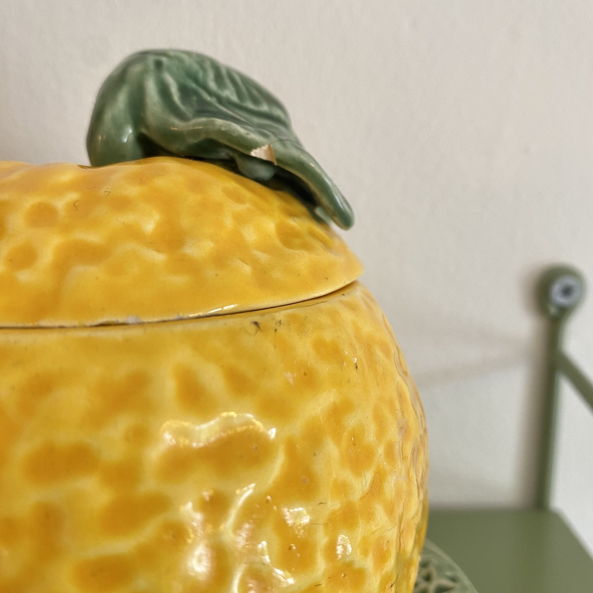 Set of ceramic fruits, a strawberry decanter and two lemon and pineapple jam jars